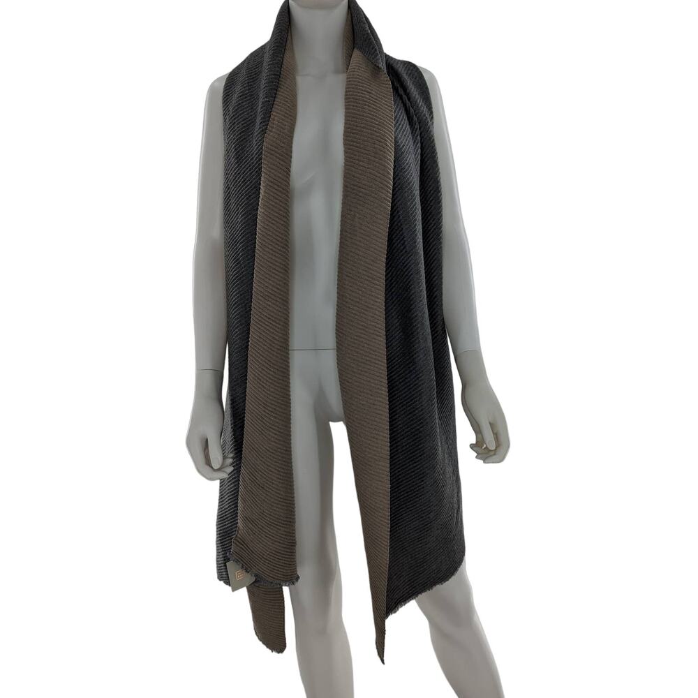 14th & Union Oversized Reversible Scarf - Picture 3 of 8